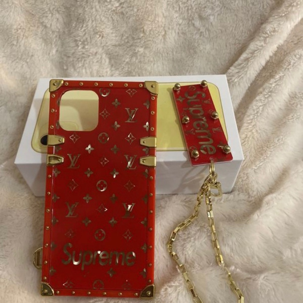 Iphone 11 PRO Case Brand New